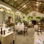 Green Garden Hotel 