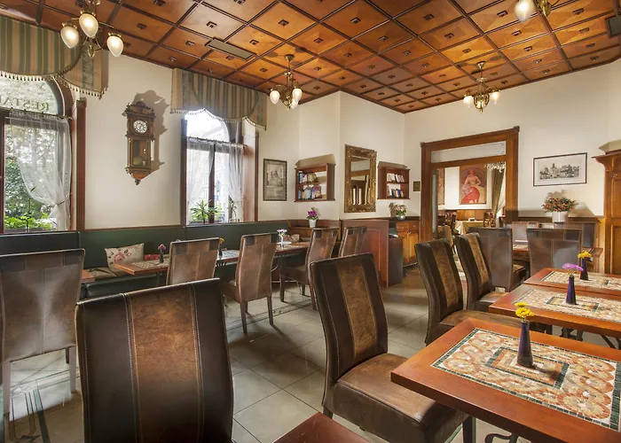 Green Garden Hotel